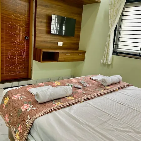 Arcadia Homestay Kasarkod Exterior photo