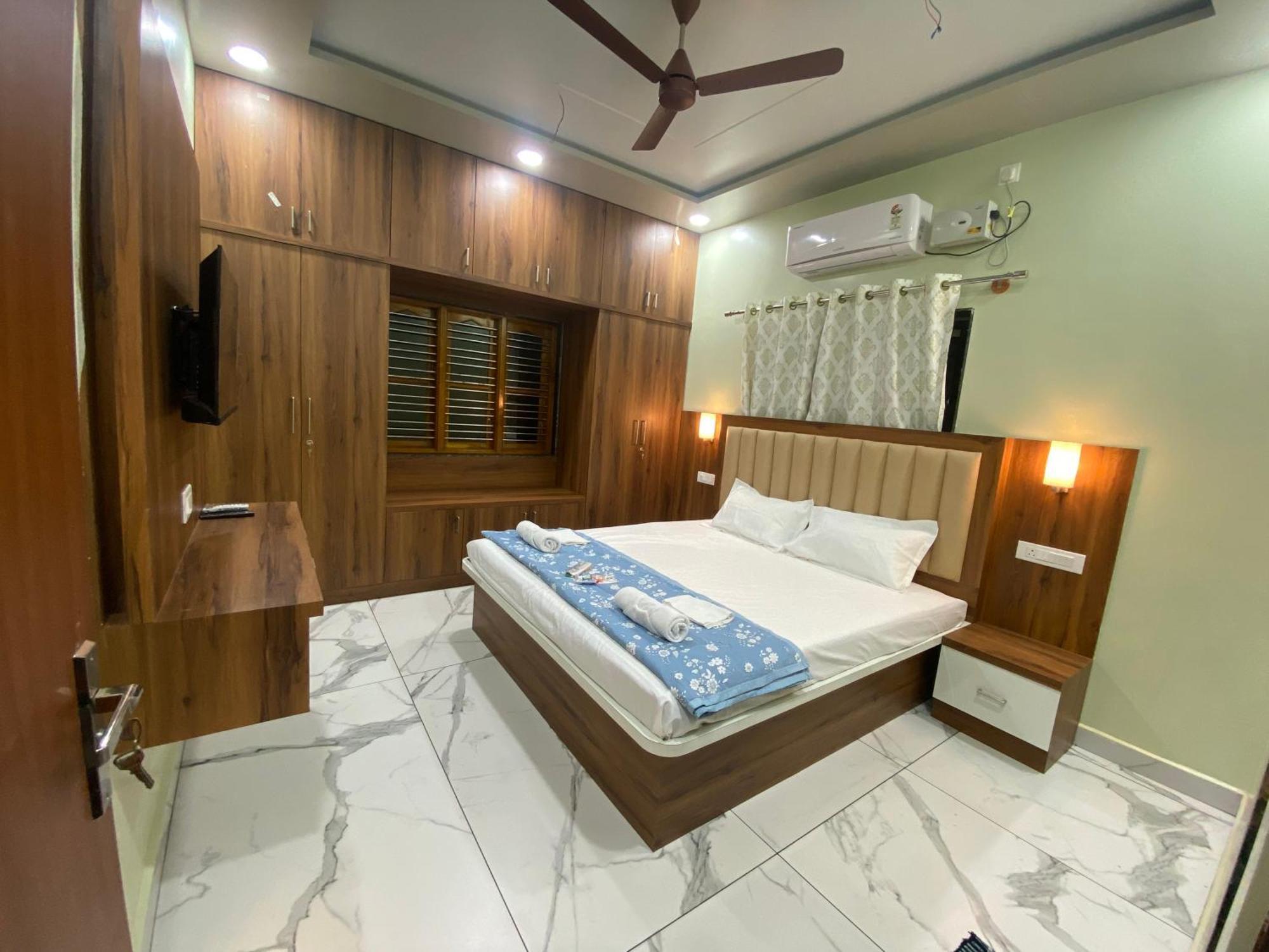 Homestay Arcadia *